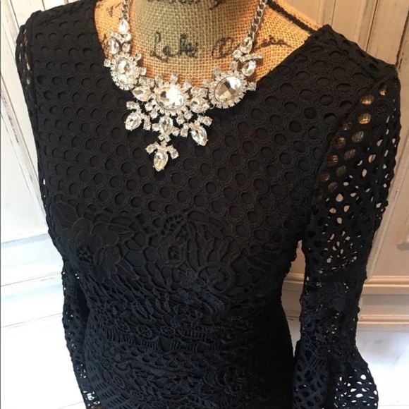 ONLY 1 LEFT! LITTLE BLACK LACE DRESS - Picture 2 of 6